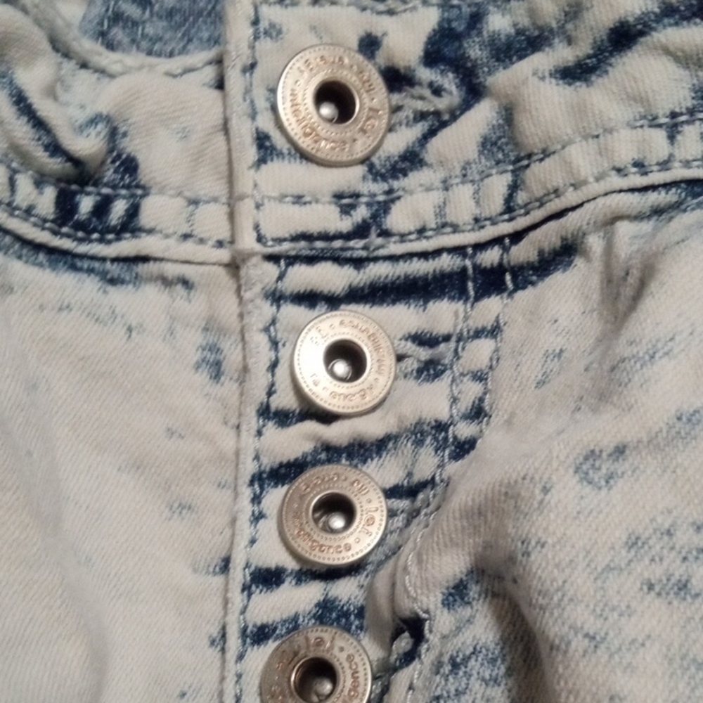 Distressed Blue and White Jean Shorts Ashley Lowrise Size 11 - Picture 7 of 10